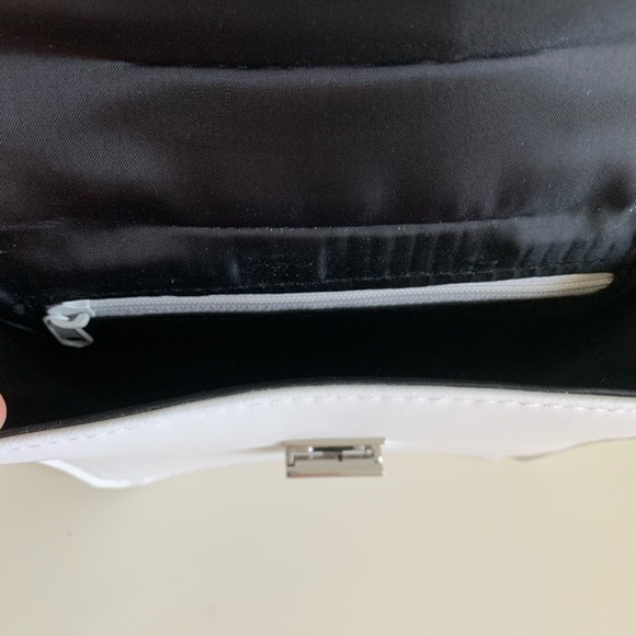 H&M White Crossbody Purse - Picture 3 of 3